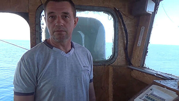 Капитан украинского судна ЯМК-0041 Новицкий покинул Крым