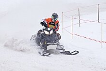 В Кирове прошел чемпионат и первенство России по кроссу на снегоходах