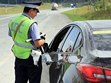 Автоинспектор требует предоставить автомобиль – можно ли ему отказать