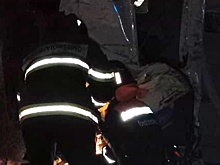 Подмосковные спасатели освободили зажатого в автомобиле пострадавшего в ДТП