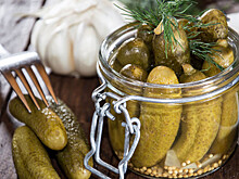 Врач Писарева: маринованные овощи могут привести к язве и гастриту