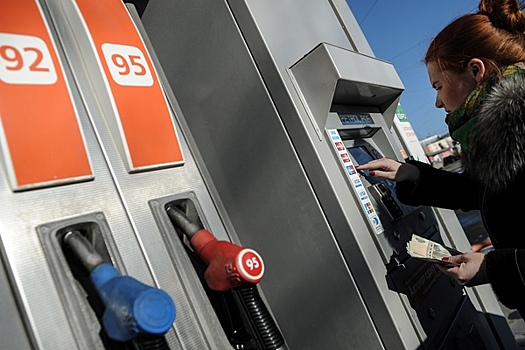 Минфин утвердил повышение акцизов на бензин
