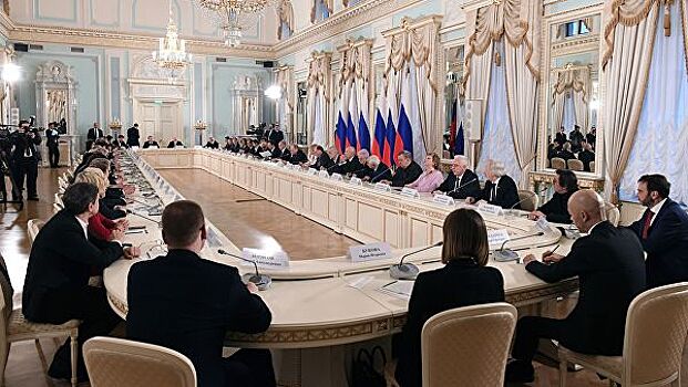 Путин поддержал создание секций при Совете по культуре и искусству