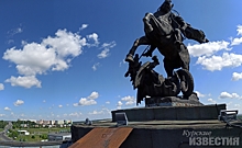 Корреспондент «Курских известий» прикоснулся к скульптуре Георгия Победоносца на высоте 24 метра