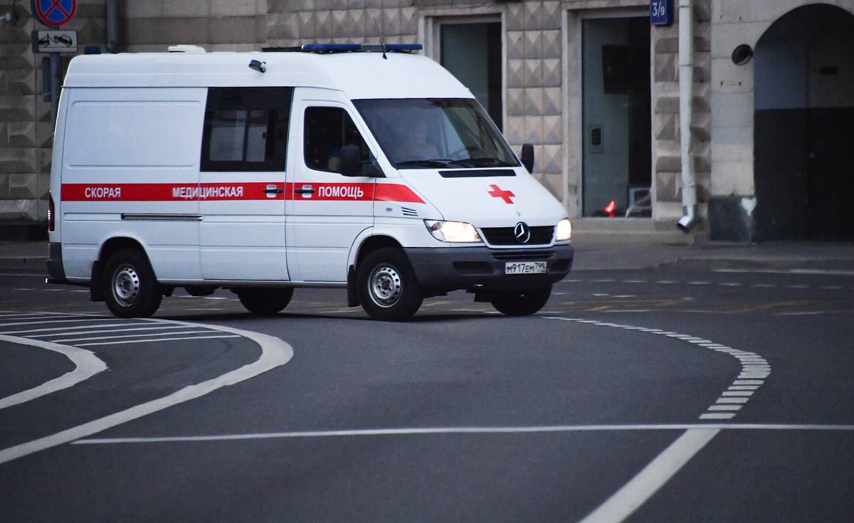 Еле откачали: российская школьница оказалась в реанимации из-за вейпа