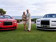Пара празднует юбилей с изготовленными для них на заказ уникальными Rolls-Royce