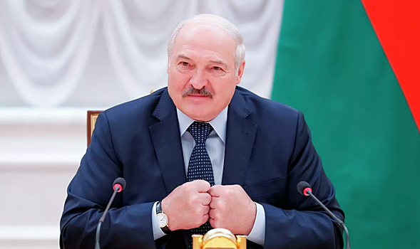 Лукашенко решил вернуть Украину в "лоно славянства"