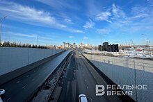 В Казани продолжается строительство второго этапа Вознесенского тракта — строят мост и пешеходные переходы