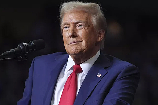 Президент США Дональд Трамп в шутку вставил своё имя в название главной театральной площадки Вашингтона