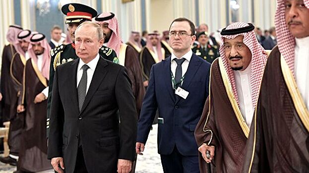 Москва и Эр-Рияд упростят выдачу виз