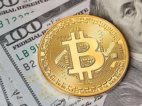 Стоимость биткоина впервые превысила 90 тысяч долларов