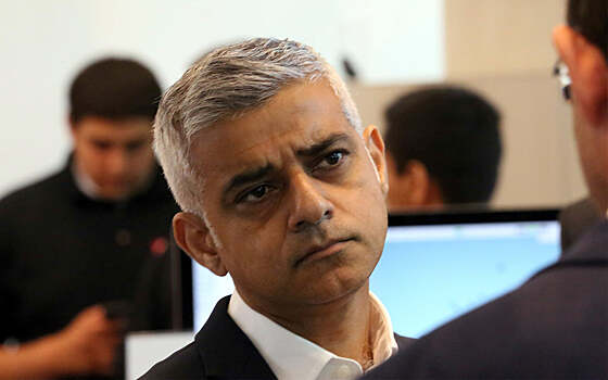 Мэр Лондона: «Я болею за «Ливерпуль», поэтому немного хочу возвращения АПЛ, но главное – безопасность»