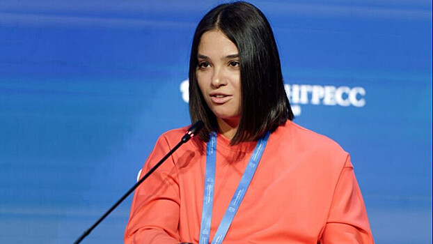 Зачем нужна активная медийность, если она не приносит особых денег? Колонка Вероники Степановой