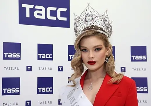 Первая зарплата в 14 лет: «Мисс Россия» Анна Линникова рано узнала цену деньгам