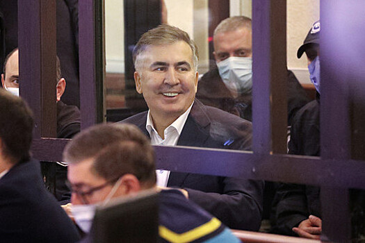 Саакашвили объявил бессрочную голодовку из-за плохого лечения в тюрьме