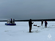 Ничему их лед не учит. Психолог – о том, почему рыбаки выходят на льдины, несмотря на риск для жизни