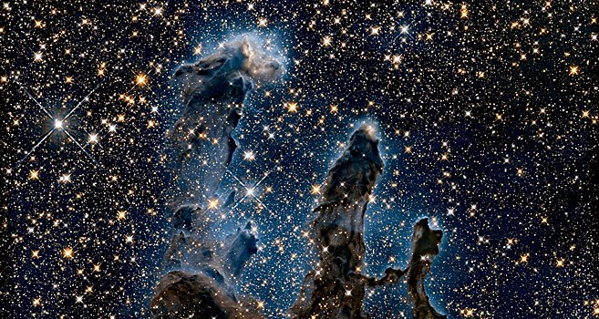 "Столпы творения": потрясающая фотография далекой туманности