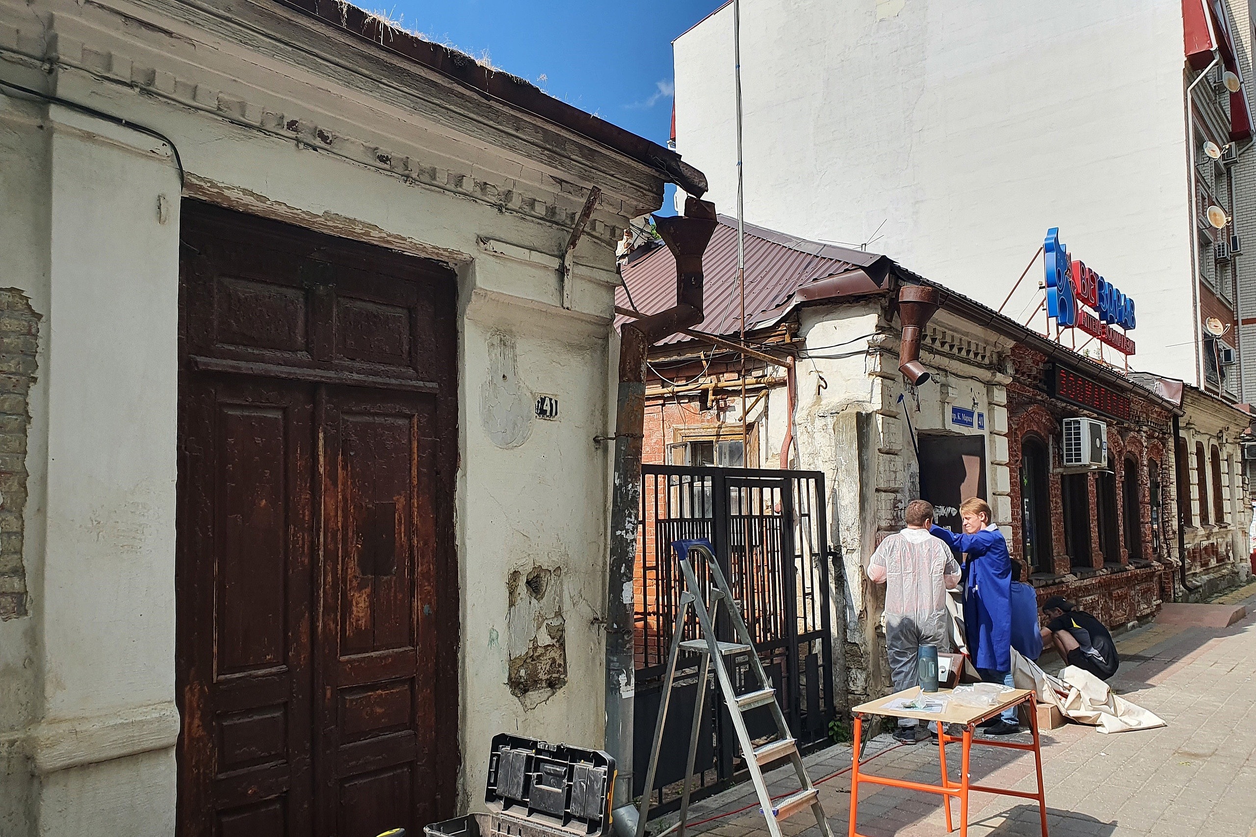 Волонтеры в Ставрополе начали восстанавливать дома со 140-летней историей