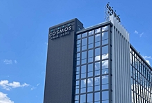 В Омске только сейчас ввели в эксплуатацию новый отель Cosmos на Набережной Тухачевского