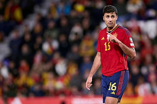 Родри — о «ЗМ»: у Испании был величайший период, но шло время Месси и Роналду