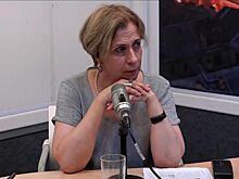 Правозащитницу Зою Светову наградили орденом Почетного легиона