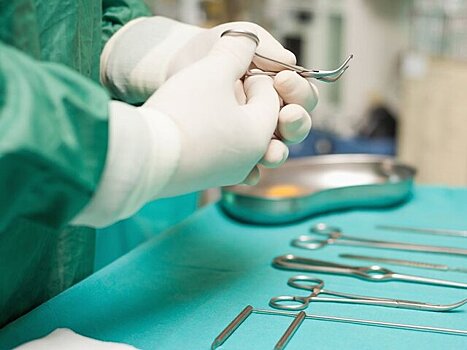 Росздравнадзор установит причину смерти пациентки после пластической операции