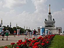 Экскурсионный сезон начнется на ВДНХ