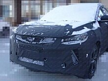 Новый кроссовер Geely Coolray 2022 впервые был замечен на дорожных испытаниях