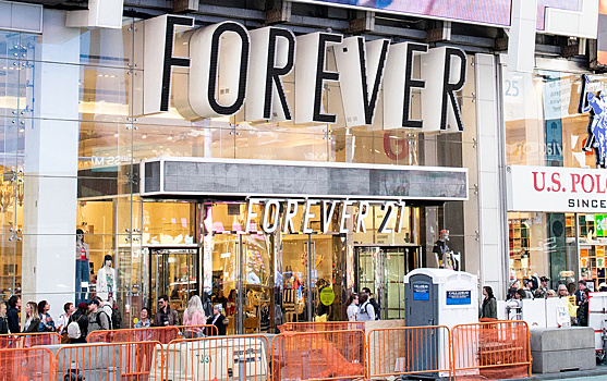 Вышли из моды: как Forever 21 оказалась на грани банкротства
