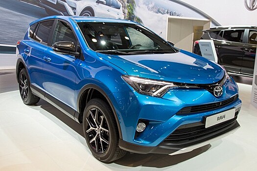 Составлен топ-25 самых популярных в РФ автомобилей