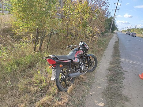 В Соль-Илецке 13-летнего водителя мопеда госпитализировали после ДТП