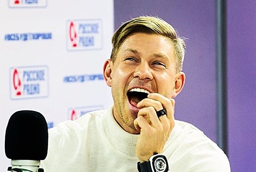 Митя Фомин покинул Россию