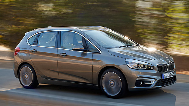 BMW назвала рублевые цены на переднеприводный компактвэн