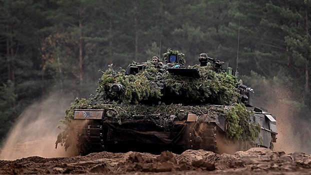 Reuters: глава Минэкономики ФРГ не исключил возможность поставок Киеву танков Leopard