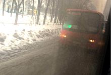 Красная и белая: в Ярославле на свободном проспекте столкнулись две маршрутки
