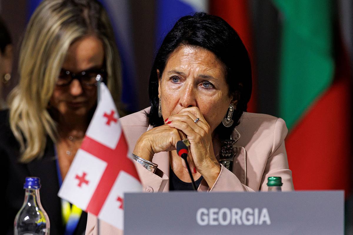 Президента Грузии назвали рецидивисткой