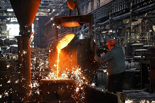 Названы возможные варианты помощи попавшим в кризис металлургам