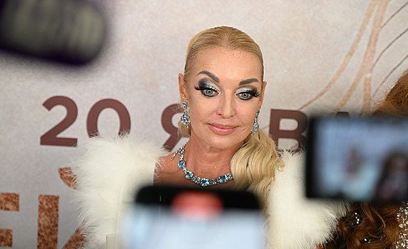 Потерявшей красоту Волочковой подарили 10 миллионов на пластику