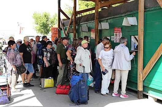 Киев заявил об одностороннем открытии КПП у Станицы, но пока никого не пропускал