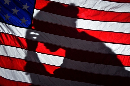 Project Syndicate: США при Трампе всё больше напоминают СССР перед развалом