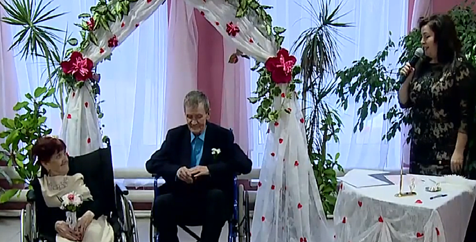Уникальная свадьба и 100-летний день рождения прошли во Всеволожске