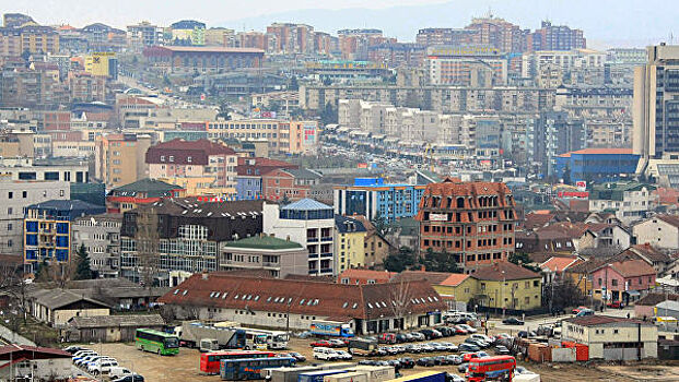 Парламент Косово выразил недоверие премьеру из-за мер против COVID-19