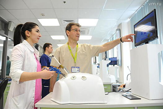 Московские врачи выполнили сложную операцию на глазу пациенту с пересаженным сердцем