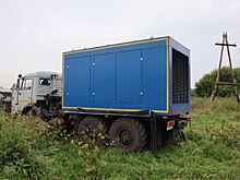 Новосибирские энергетики устраняют самый сложный обрыв после мощного урагана