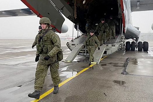 Названа главная цель приглашения российских миротворцев в Казахстан