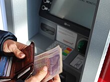 Российские банки заявили о неготовности банкоматов к новым купюрам из-за санкций