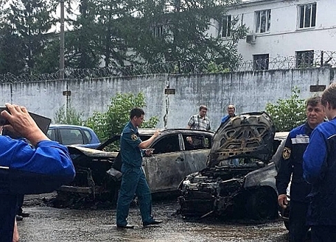 Две машины взорвались у нижегородского завода 25 июля