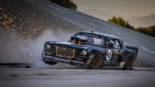 Почти как Кен: лучшие пародии на «Джимхану»