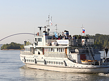 Корабль-церковь отправился в плавание по Оби