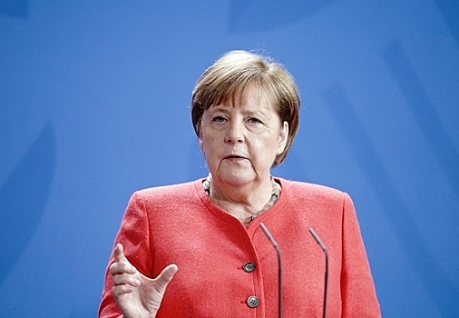 В ГД объяснили призыв Меркель задуматься о мире без лидерства США